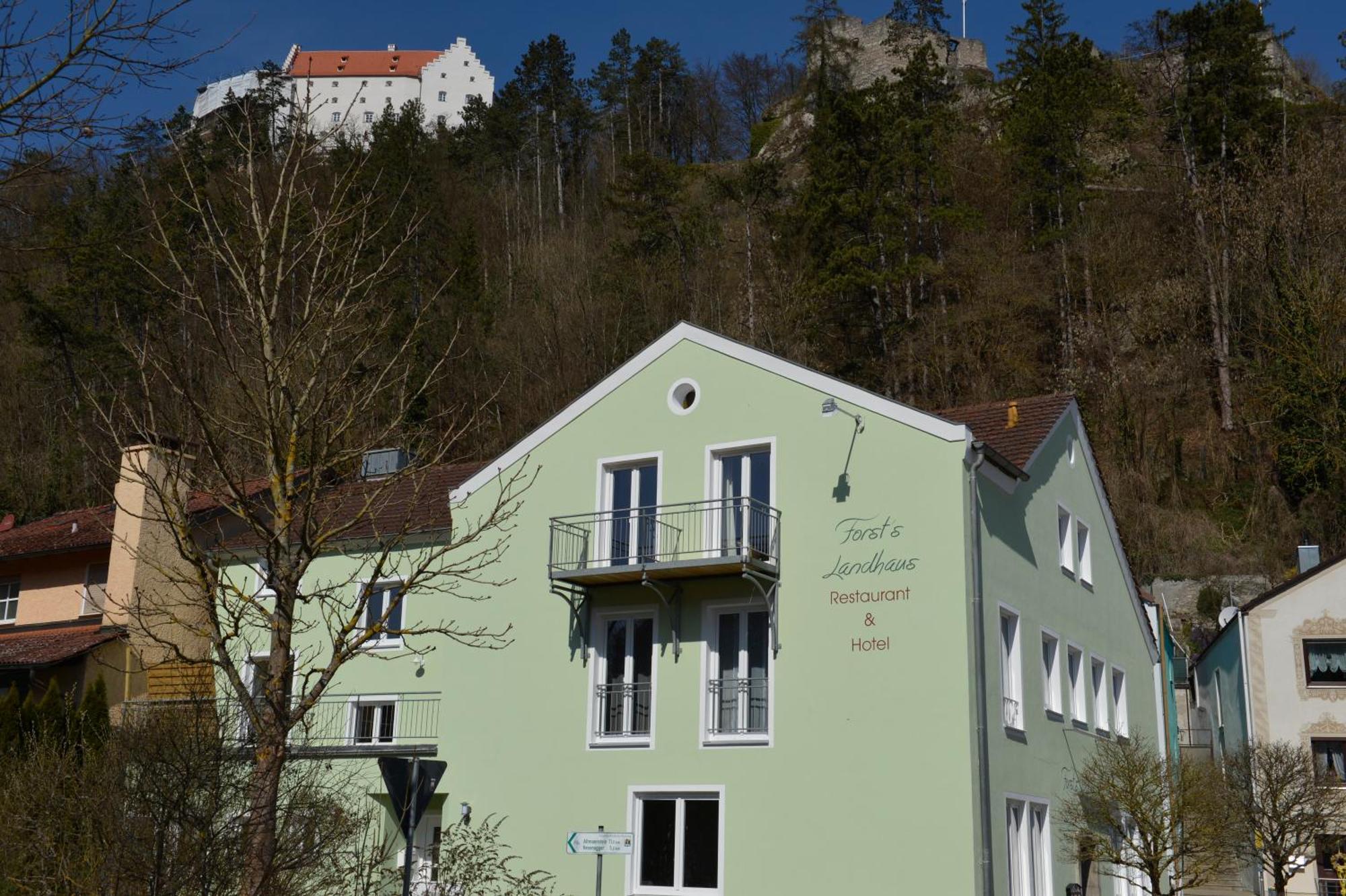 Forst'S Landhaus Hotel Riedenburg Exterior photo